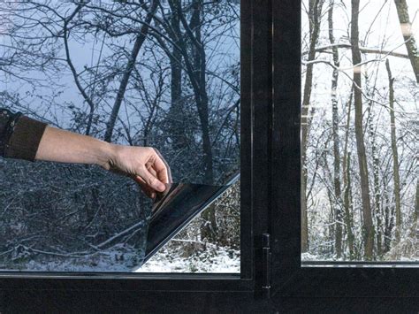 Film solaire fenêtre : la protection solaire pour isoler vos vitres.